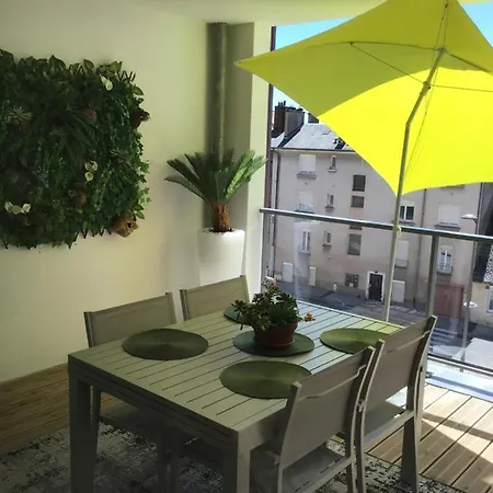 아파트 Aveyron Appart. T4 Neuf 2 Places Parking