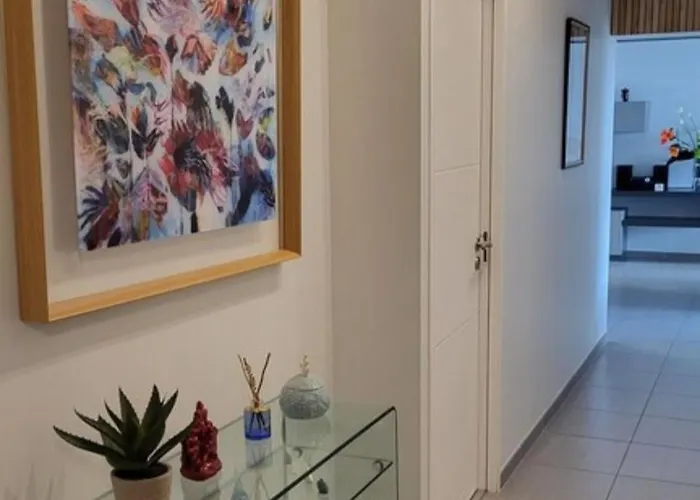 Aveyron Appart. T4 Neuf 2 Places Parking * 로데즈